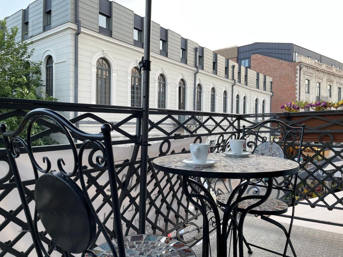 Tbilicity Hotel Tbilisi Exteriör bild