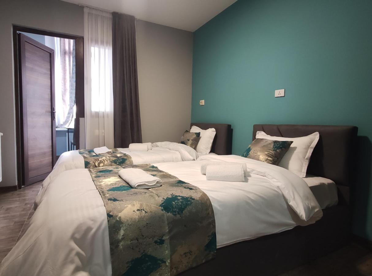Tbilicity Hotel Tbilisi Exteriör bild